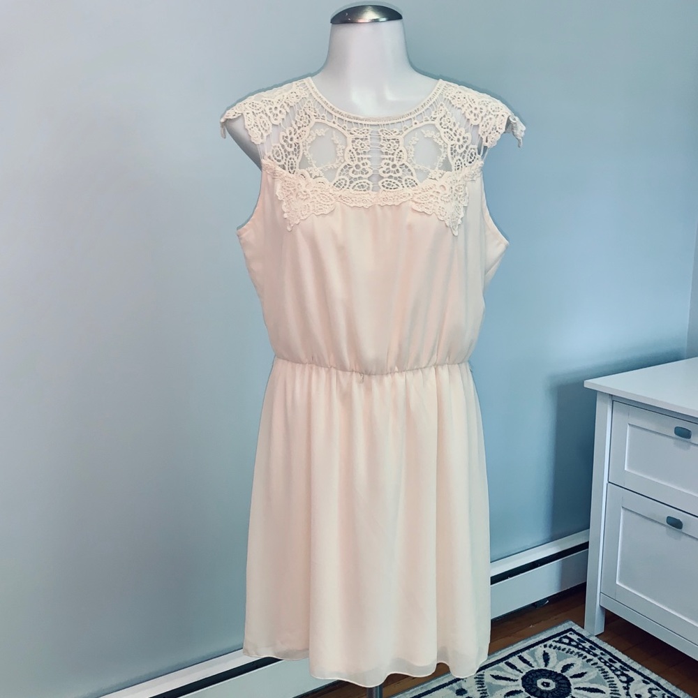 Off white dress with lace accent